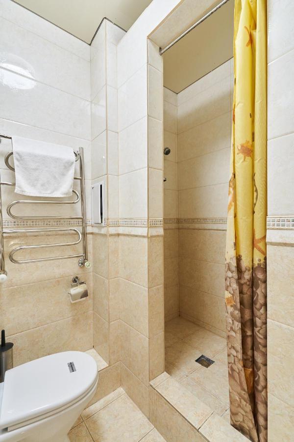 7 Days Hotel Almaty Exterior foto
