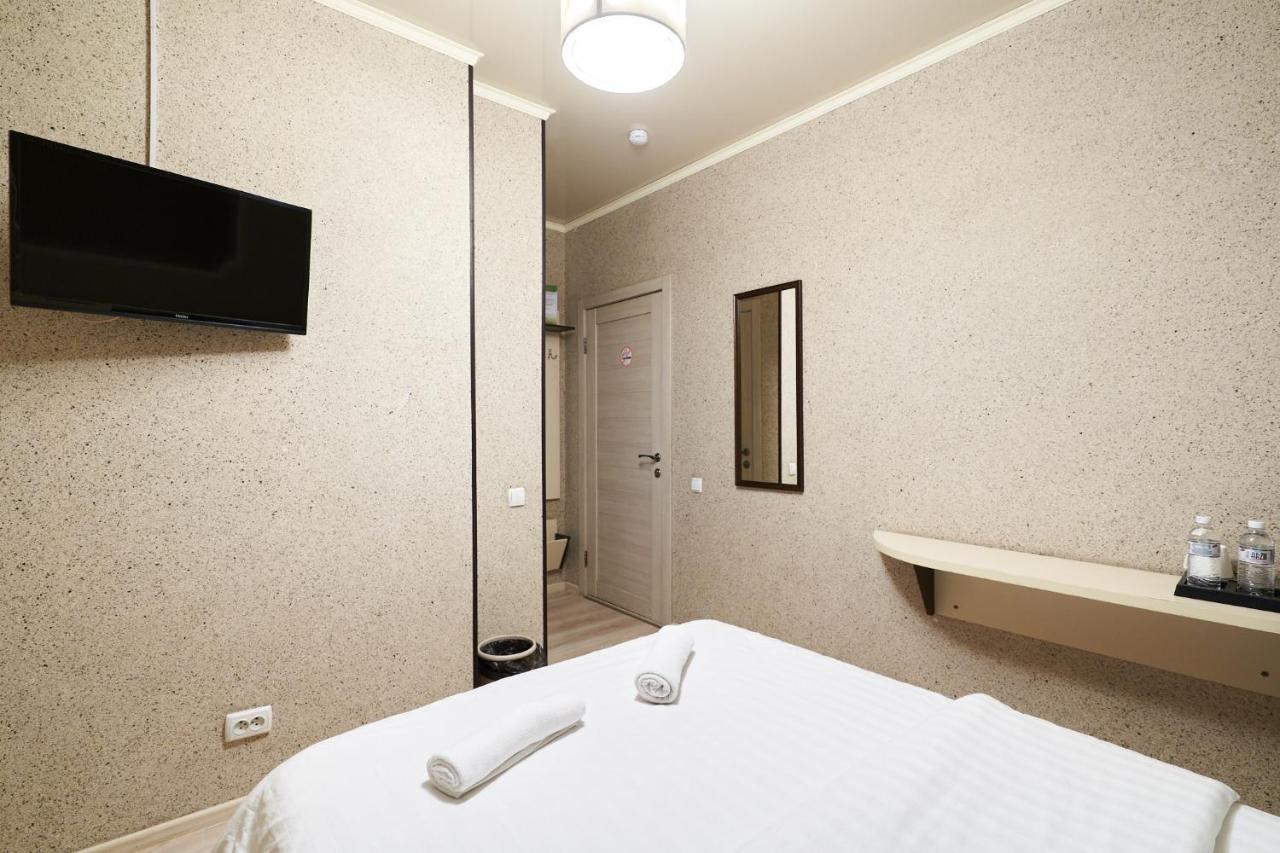 7 Days Hotel Almaty Exterior foto